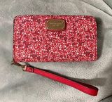 Michael Kors Wristlet Wallet Photo 0