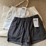 Brandy Melville shorts Photo 0