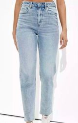 Outfitters Stretch Mom Jeans Photo 0