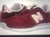 New Balance Women’s Sneaker 311v1 Photo 0