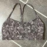 Lululemon Flow Y Bra Nulu size 8 Photo 0