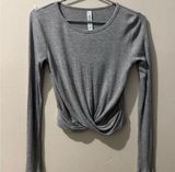 COVER LONG SLEEVE TOP in DOVE HEATHER GREY size Medium Photo 0