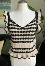 Crochet ruffle top Photo 0