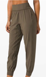 Lululemon sun setter joggers 28” dark olive green high rise size 6 Photo 0