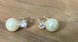 Pearl Clip On Earrings Silver Photo 0