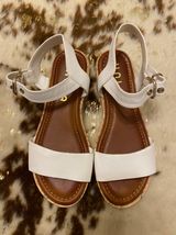 Unisa Sandals  Photo 0