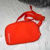 Lululemon Mini Belt Bag Photo 0