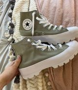 Converse Platform Photo 0