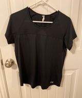 Under Armour Workout Tee Photo 0