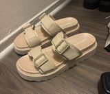 Sandals Photo 0