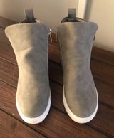Sneaker Wedges Size 7.5 Photo 0