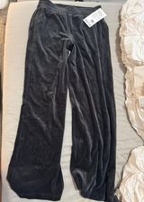 Lululemon Scuba Pants Wide-Leg Mid-Rise Velvet Photo 0