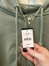 Cotton On Sweatshirt Photo 0