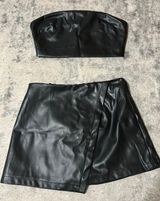 Priceless Two Piece Set Photo 0