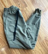 FIGS Scrub Pants Heather Moss Cargo scrubs  Photo 0