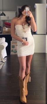 Swoon Boutique Le Lis Dress Photo 0