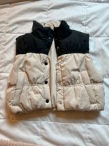 H&M Cream And Black Crop Puffer Vest Photo 0