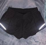 Lululemon Hotty Hot Shorts 2.5” Photo 0