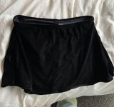 Monoreno Velvet Black Skirt Photo 0