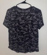 Lululemon Short Sleeve Shirt Photo 0