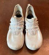 Nike White Shoes Photo 0