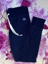 Champion Joggers Photo 0