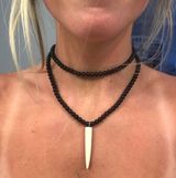Tooth Necklace Black Photo 0