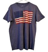 Well Worn  Women's Short Sleeve Crewneck American Flag Graphic Tee Sz L Photo 0