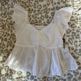 White blouse Photo 0