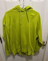 Green Hoodie Photo 0