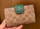 Coach Medium Corner Zip Wallet In Signature Canvas Photo 0