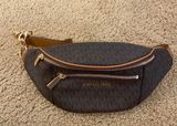 Michael Kors Fanny Pack Photo 0