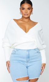 Pretty Little Thing  off shoulder sweater  Photo 0
