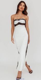 Selfie Leslie Dress Photo 0