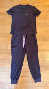 FIGS (Limited Edition) Dark Fig FREEx Catarina Scrub Top & High Wasted Zamora Jogger (Large)  Photo 0