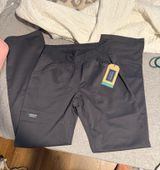 Cherokee charcoal gray scrubs Photo 0