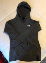 The North Face Sweatshirt Photo 0