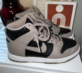 Nike Dunk High Photo 0
