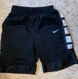 Nike Dri-Fit Basketball Shorts Photo 0