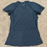 Med Couture Charcoal Grey Scrub Top Photo 0
