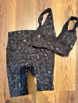 Lululemon  Set Photo 0