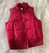 Merona red puffer vest size medium Photo 0