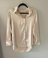 Jon & anna Silk button up Photo 0