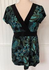 Multi Color Floral Paisley Design Knit Top Photo 0