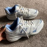 COPY - New Balance tennis shoes SIZE 9.5 Photo 0