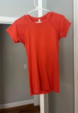 Lululemon Swiftly Tech Short Sleeve Photo 0