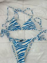 Triangl Bikini Photo 0