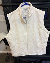 size XL, white lightweight vest Photo 0