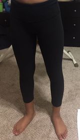 Lululemon Black Cropped Yoga Pant Photo 0