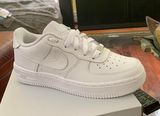 Nike AirForce1 Photo 0